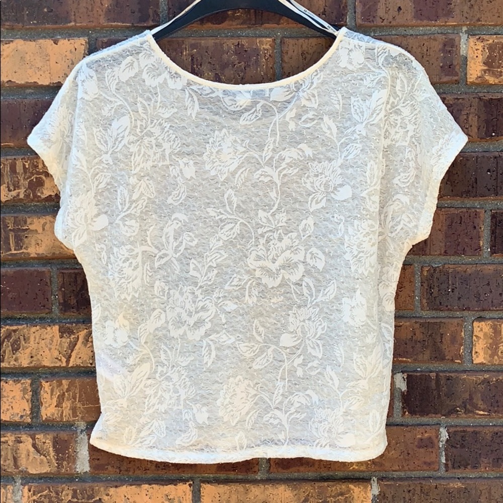 Lace top - Picture 2 of 2
